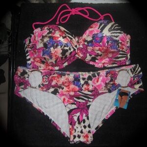 New Victoria’s Secret bikini